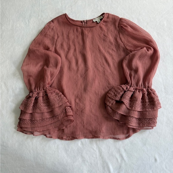 Stellah Dusty Rose Bell Sleeve Ruffle Blouse - Size S - Picture 2 of 6